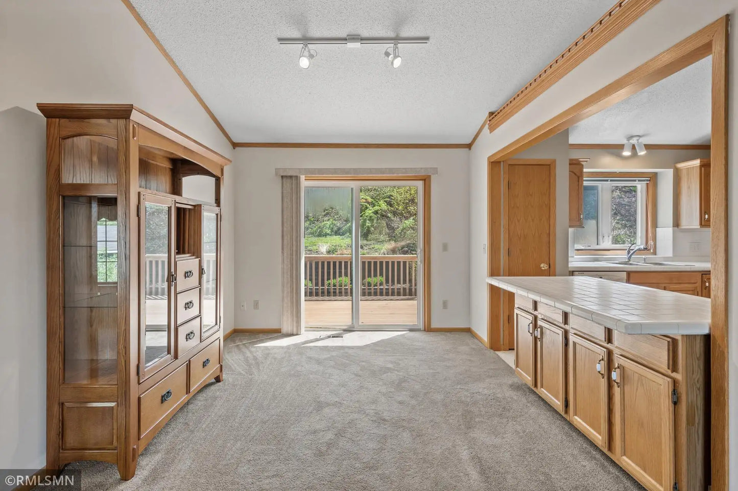 6744 13th Street Court, Oakdale, MN 55128