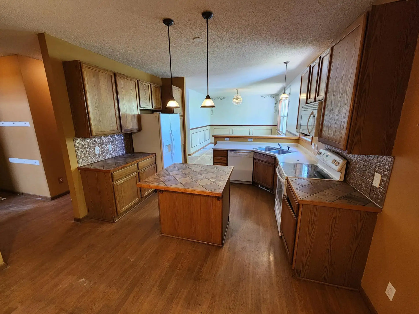 3458 Savannah Avenue, White Bear Lake, MN 55110