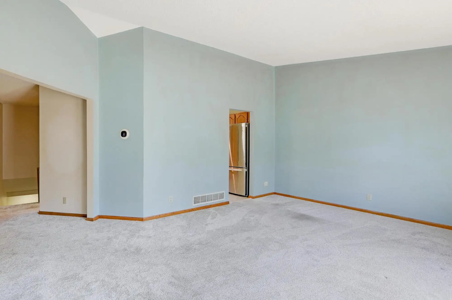 2231 Woodlynn Avenue, Maplewood, MN 55109