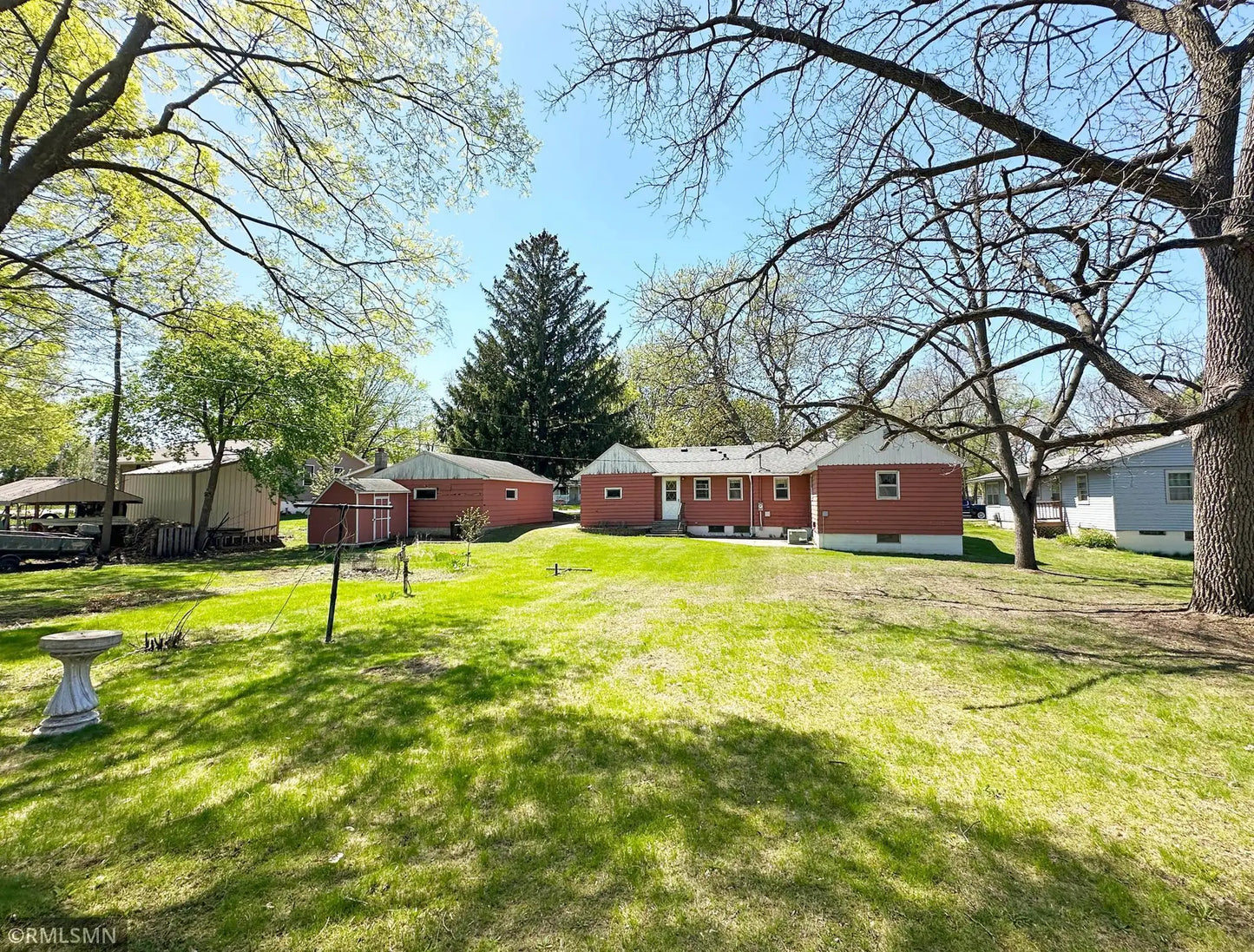 425 Cherry Avenue, Annandale, MN 55302