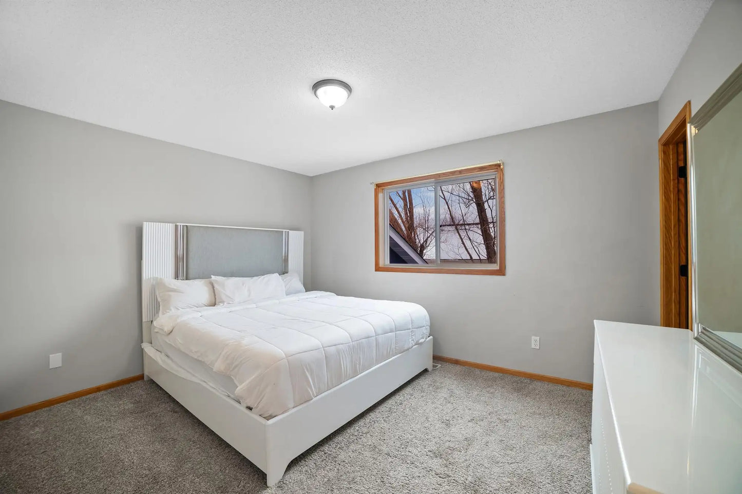 10028 Somerset Lane, Monticello, MN 55362
