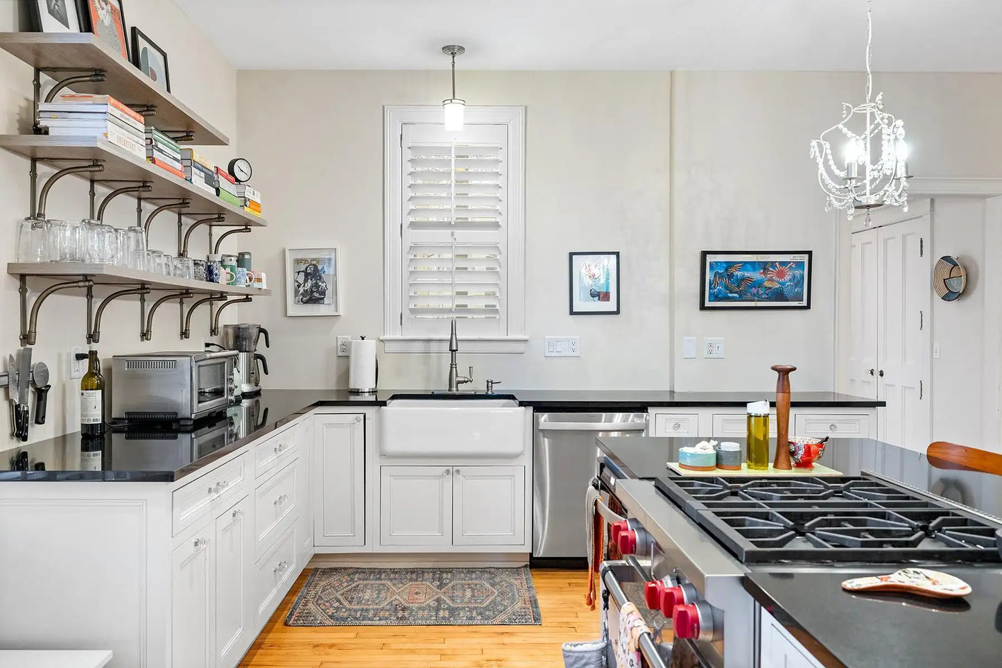 421 Summit Avenue, Saint Paul, MN 55102