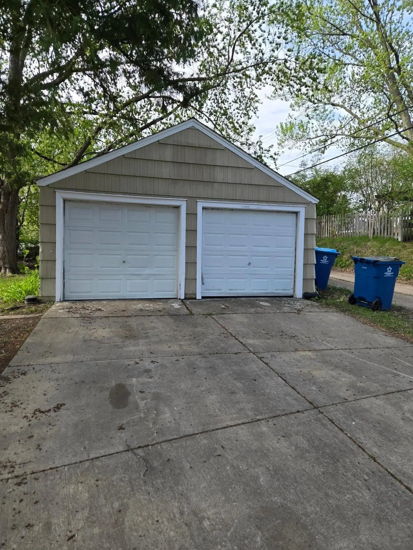 2671 Meridian Drive, Robbinsdale, MN 55422