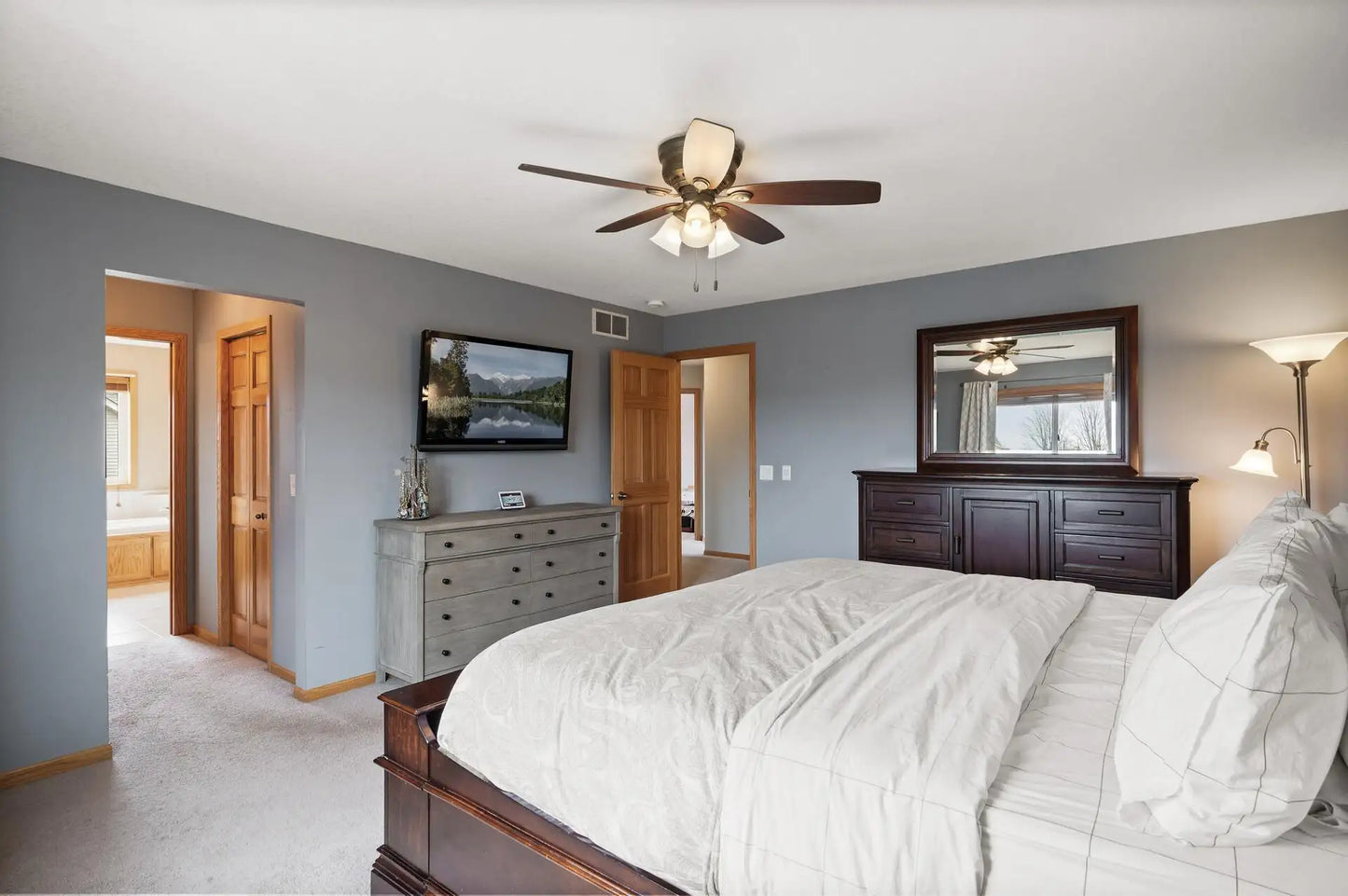 14210 Badger Circle, Prior Lake, MN 55372