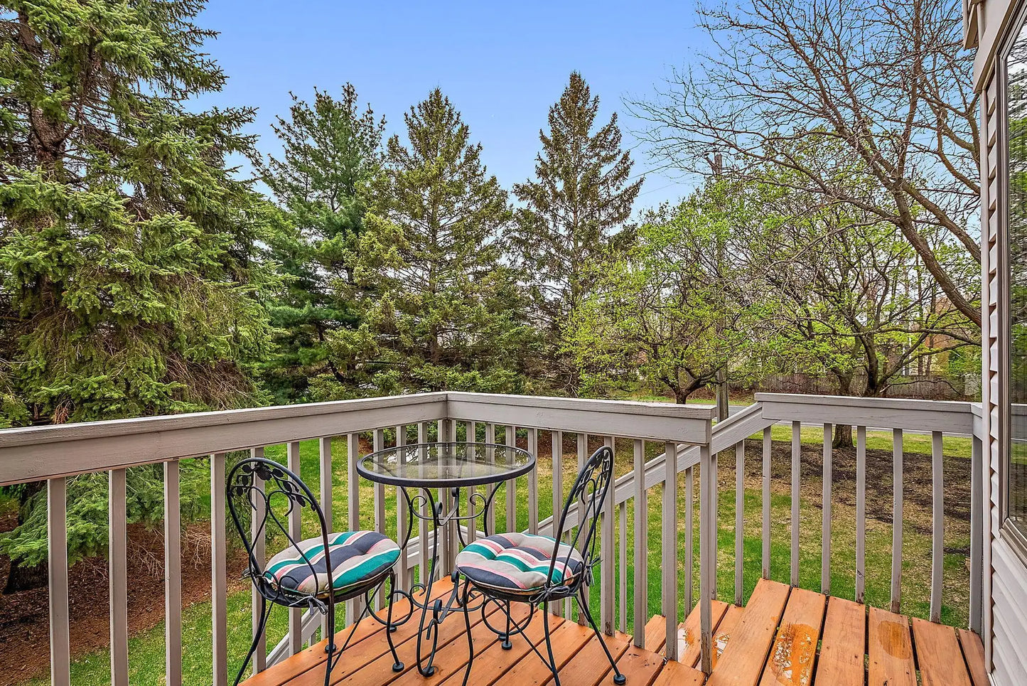 1330 Sunview Drive, Shoreview, MN 55126