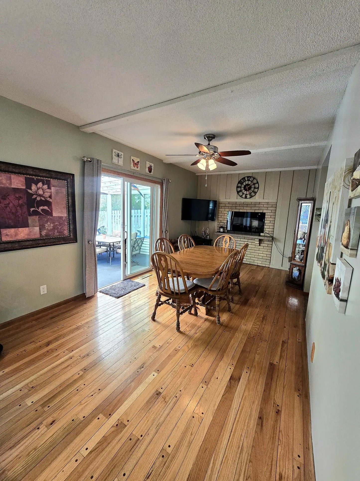 8047 Ingleside Avenue, Cottage Grove, MN 55016