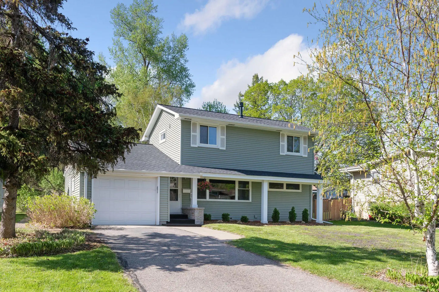 550 Wheeler Drive, Excelsior, MN 55331