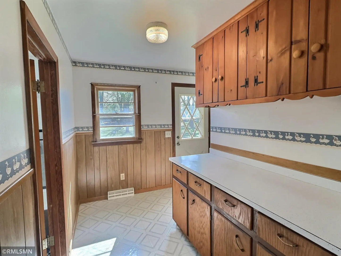 425 Cherry Avenue, Annandale, MN 55302