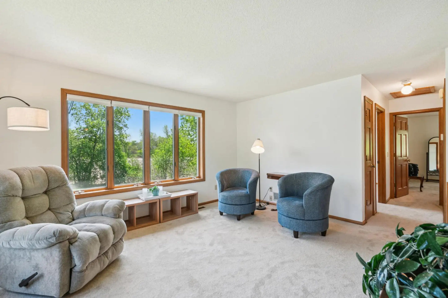 4335 Jonquil Lane, Plymouth, MN 55442
