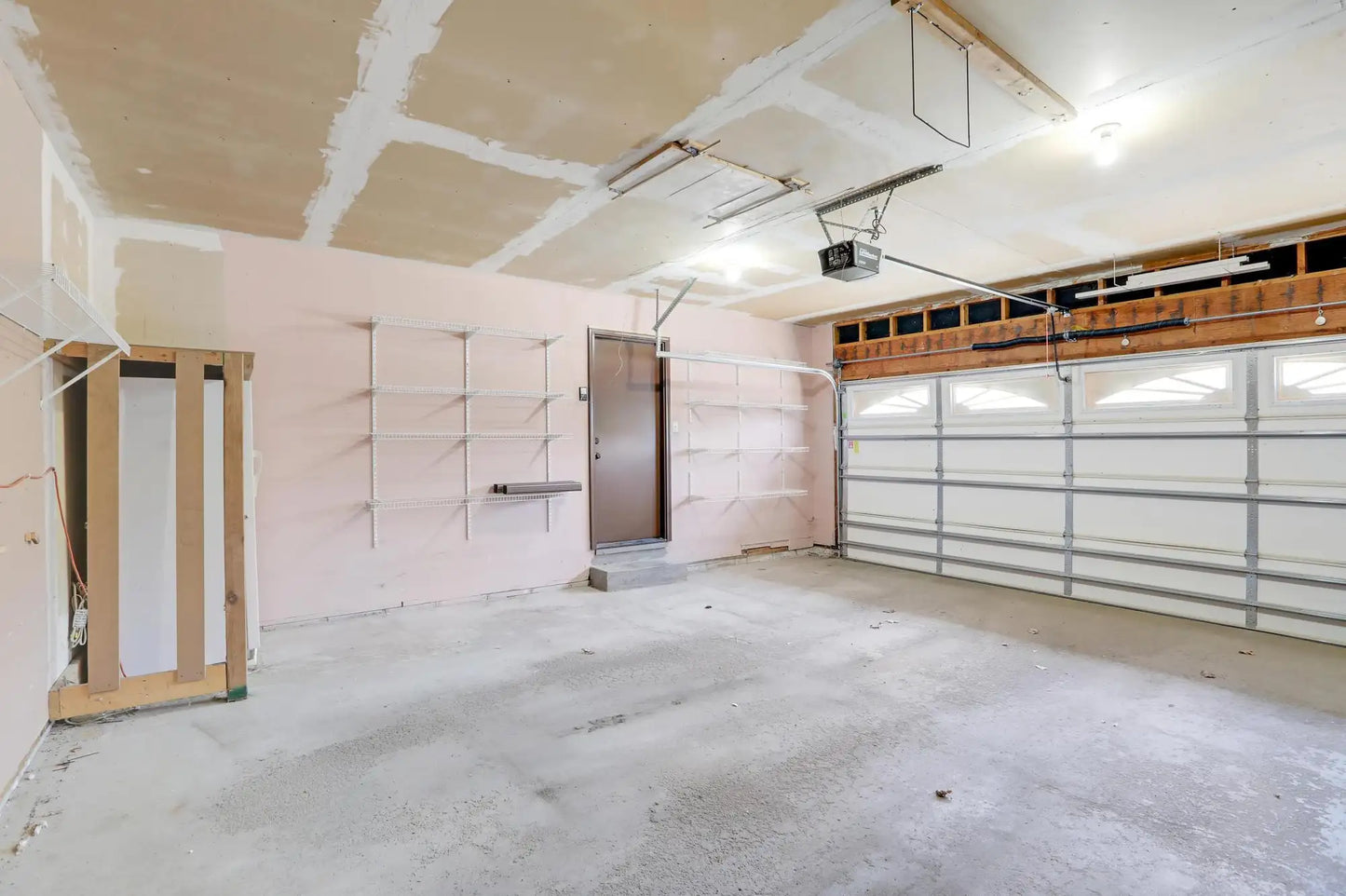 2231 Woodlynn Avenue, Maplewood, MN 55109