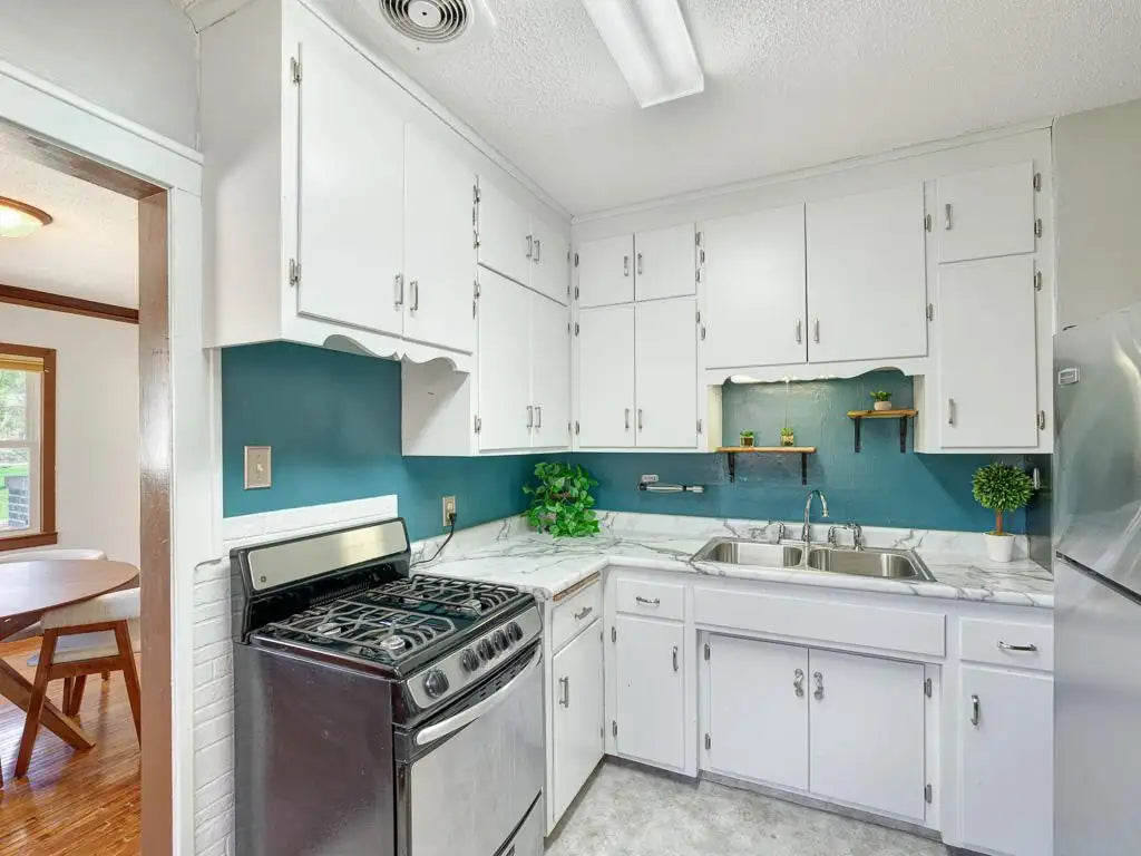 2326 Irving Avenue, Minneapolis, MN 55411