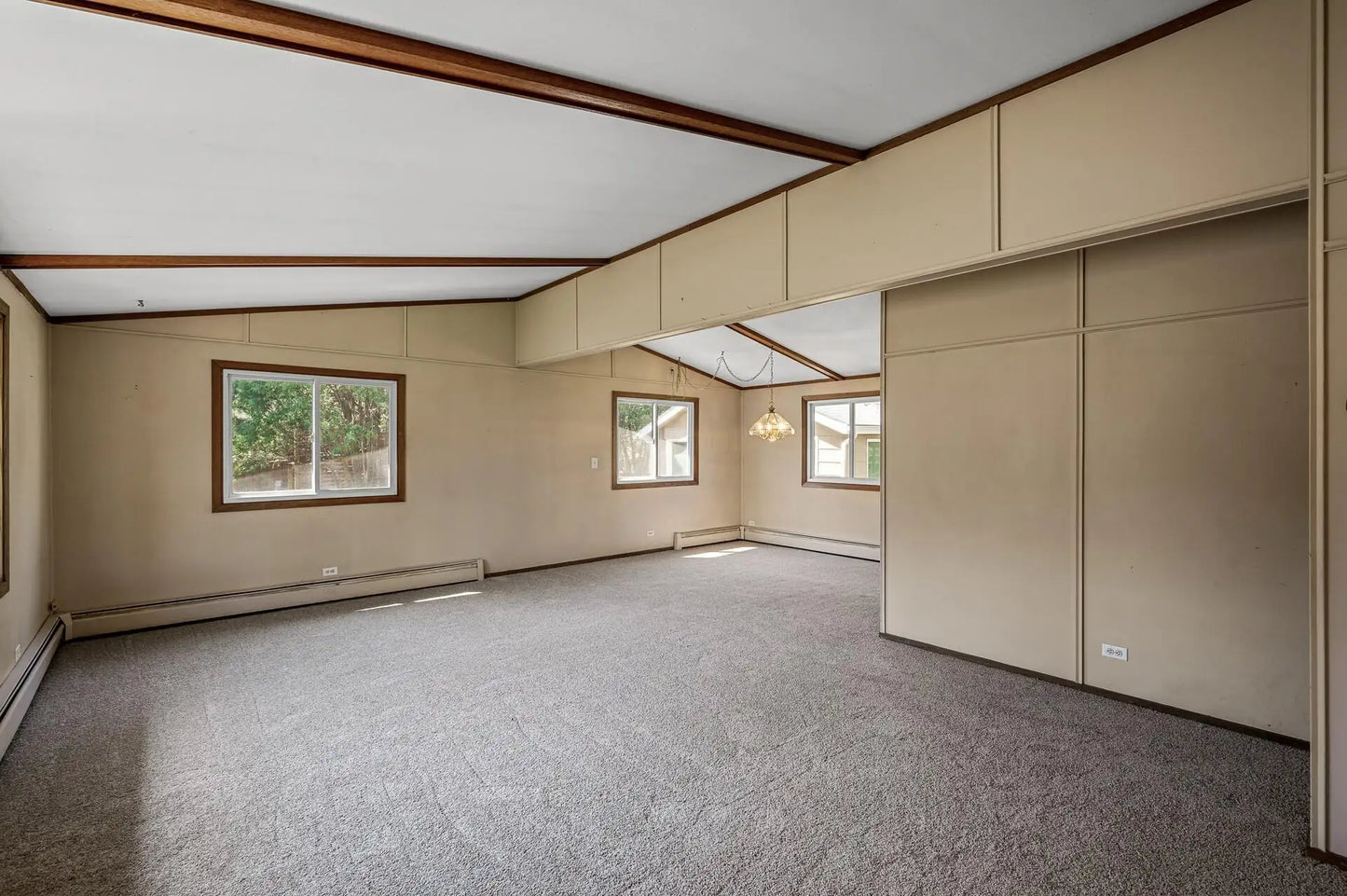 4241 Clark Circle, Vadnais Heights, MN 55127
