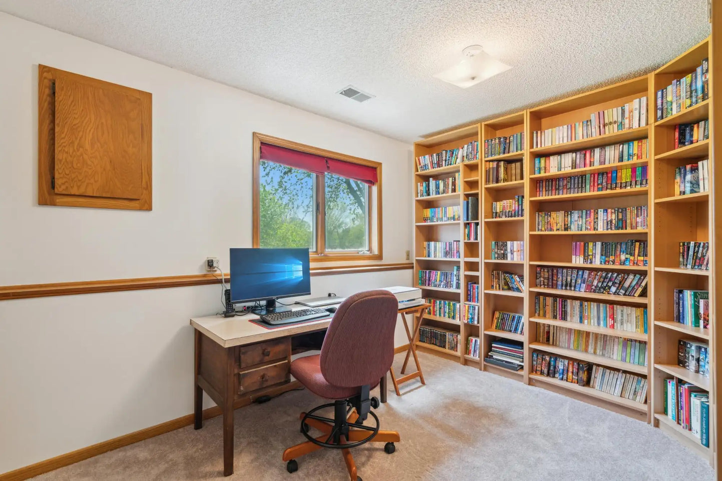 4335 Jonquil Lane, Plymouth, MN 55442