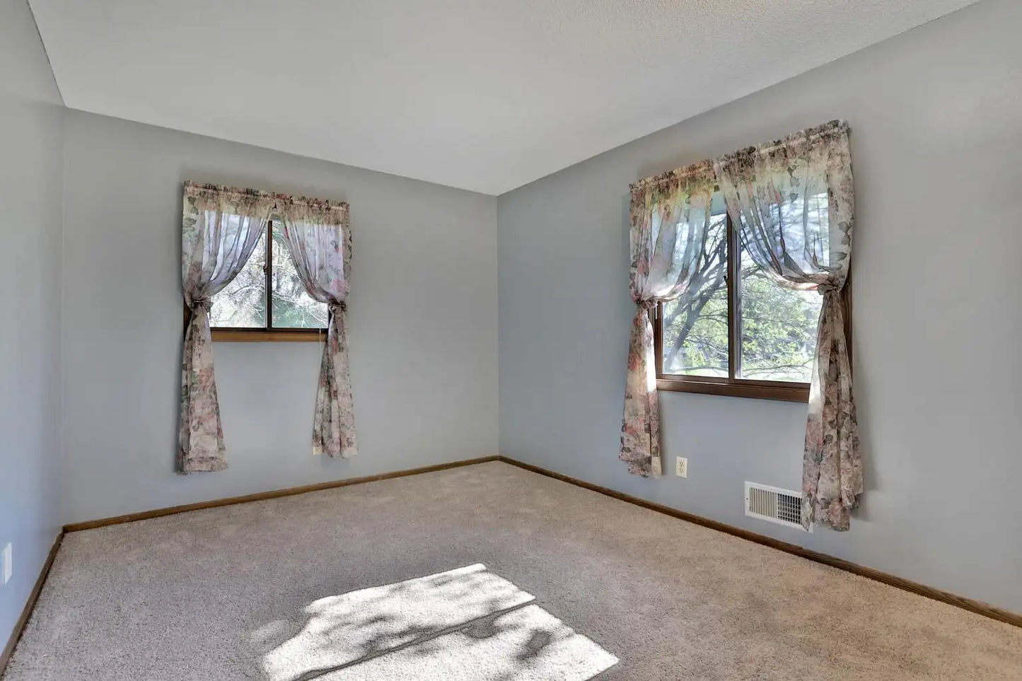 13981 Norwood Lane, Dayton, MN 55327