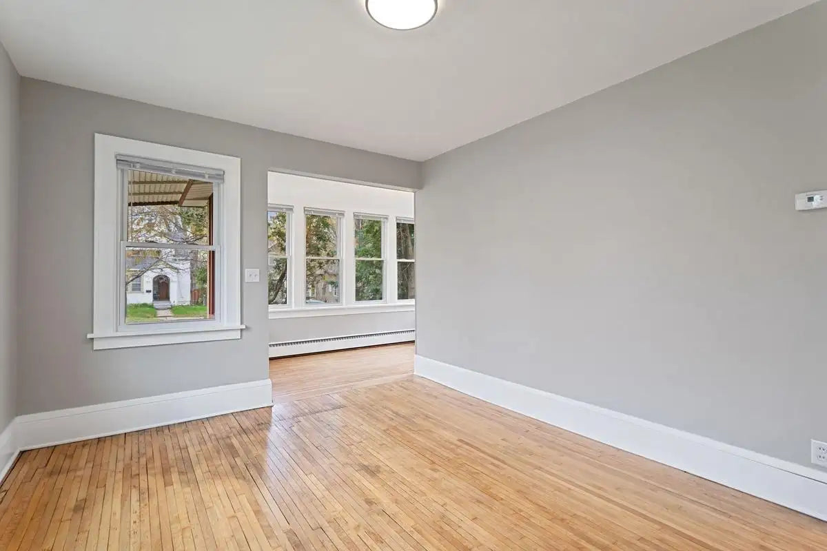 297 Clarence Street, Saint Paul, MN 55106