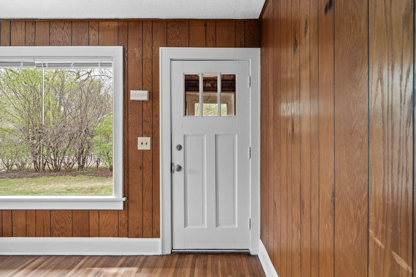 6714 Corvallis Avenue, Crystal, MN 55428