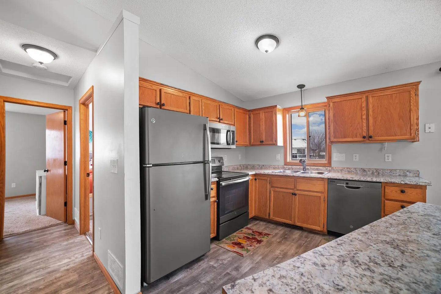 10028 Somerset Lane, Monticello, MN 55362