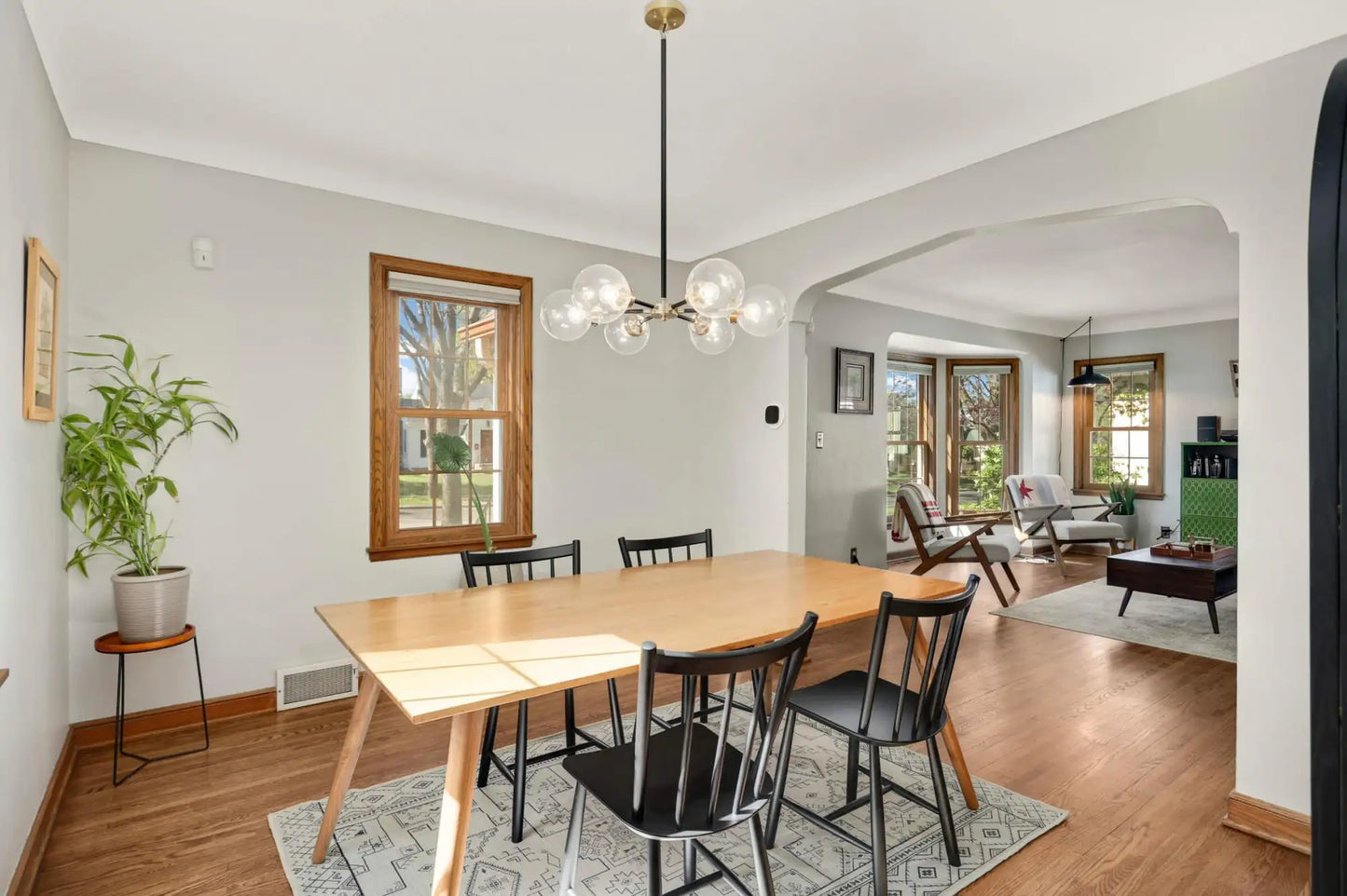 2185 Eleanor Avenue, Saint Paul, MN 55116