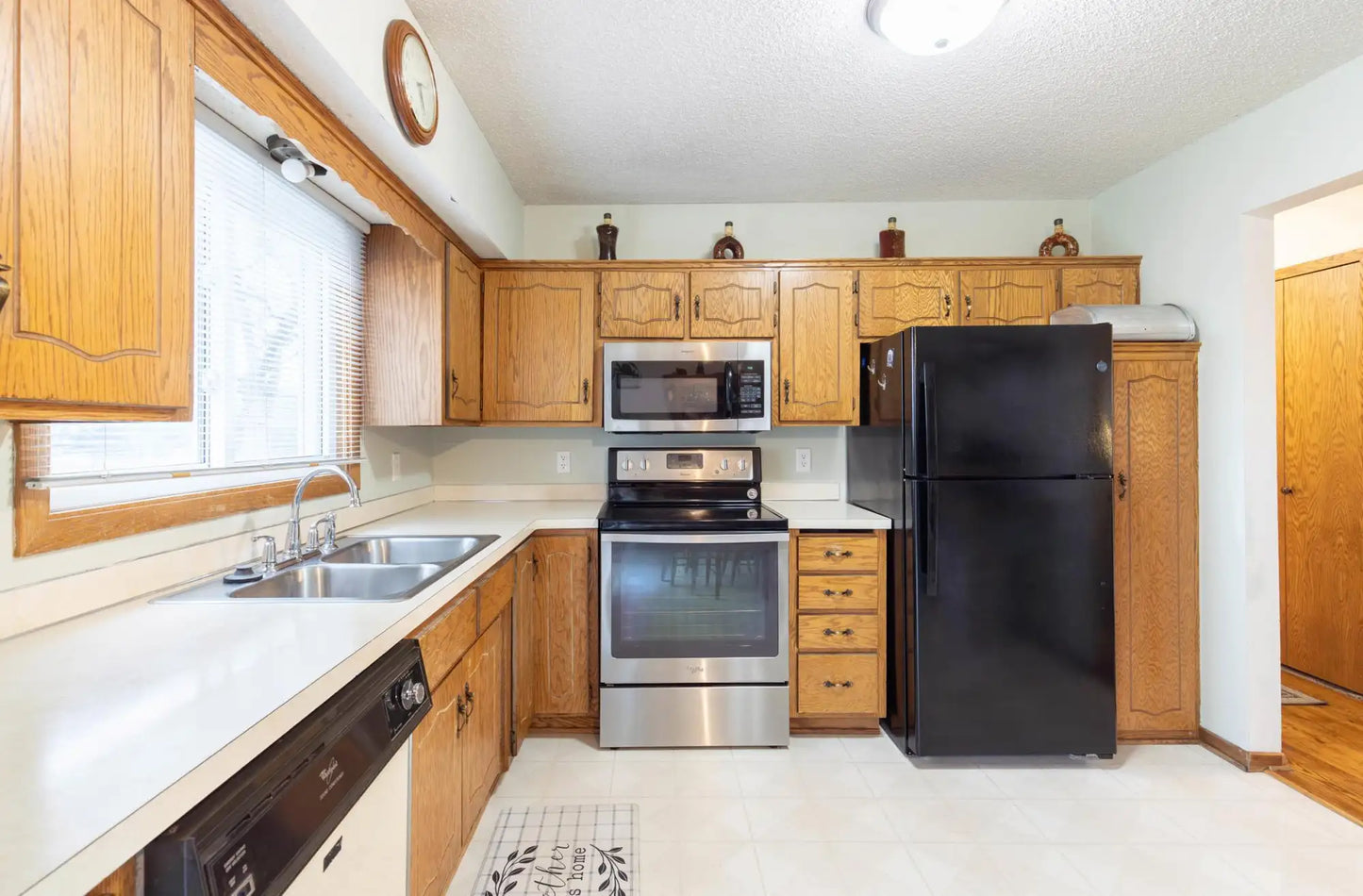 8024 Irving Avenue, Brooklyn Park, MN 55444