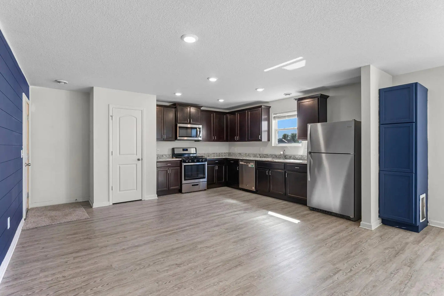 19220 Sanford Avenue, Big Lake, MN 55309
