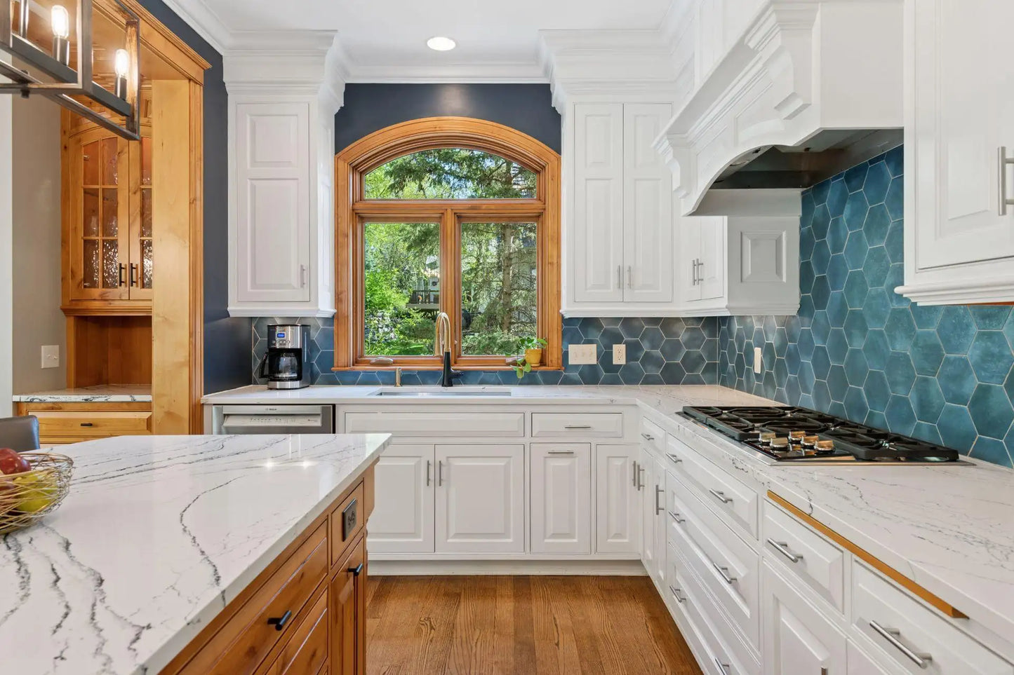 5024 Park Terrace, Edina, MN 55436