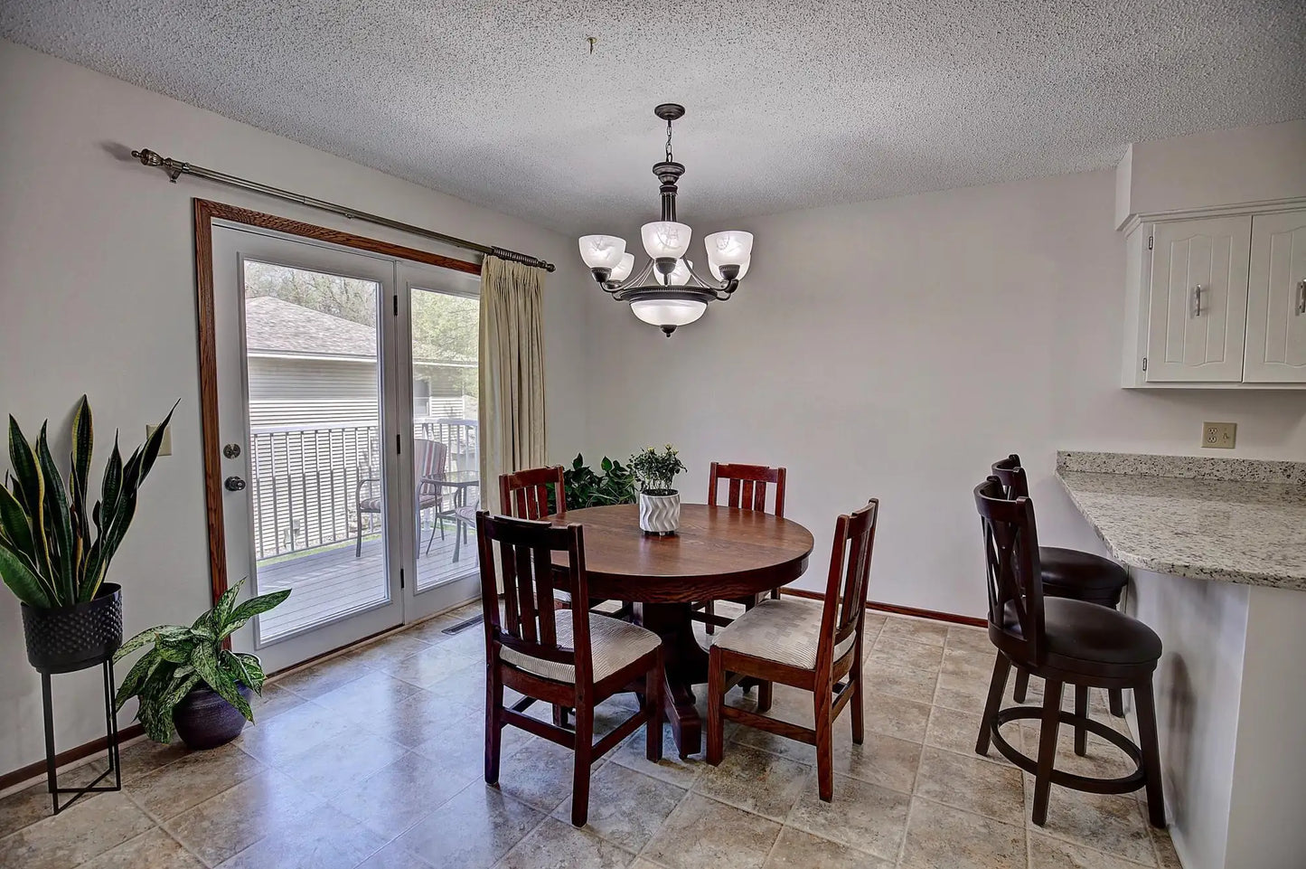 1815 County Road E , White Bear Lake, MN 55110