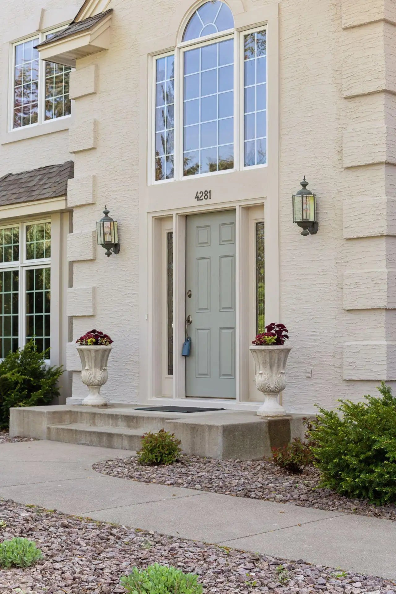 4281 Rosemary Court, Eagan, MN 55123