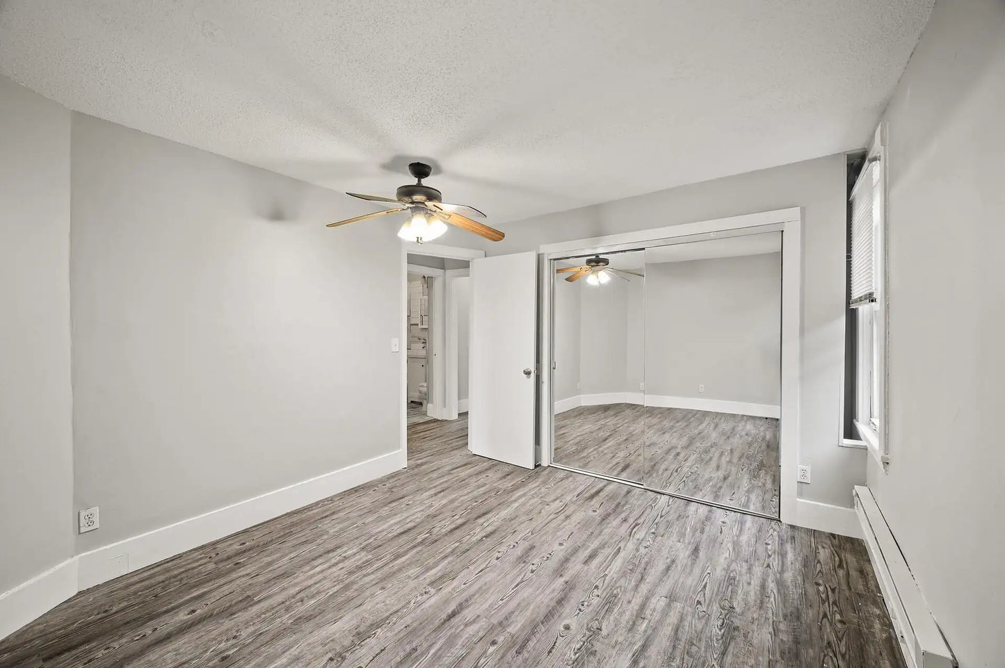 3551 2nd Street, Minneapolis, MN 55418