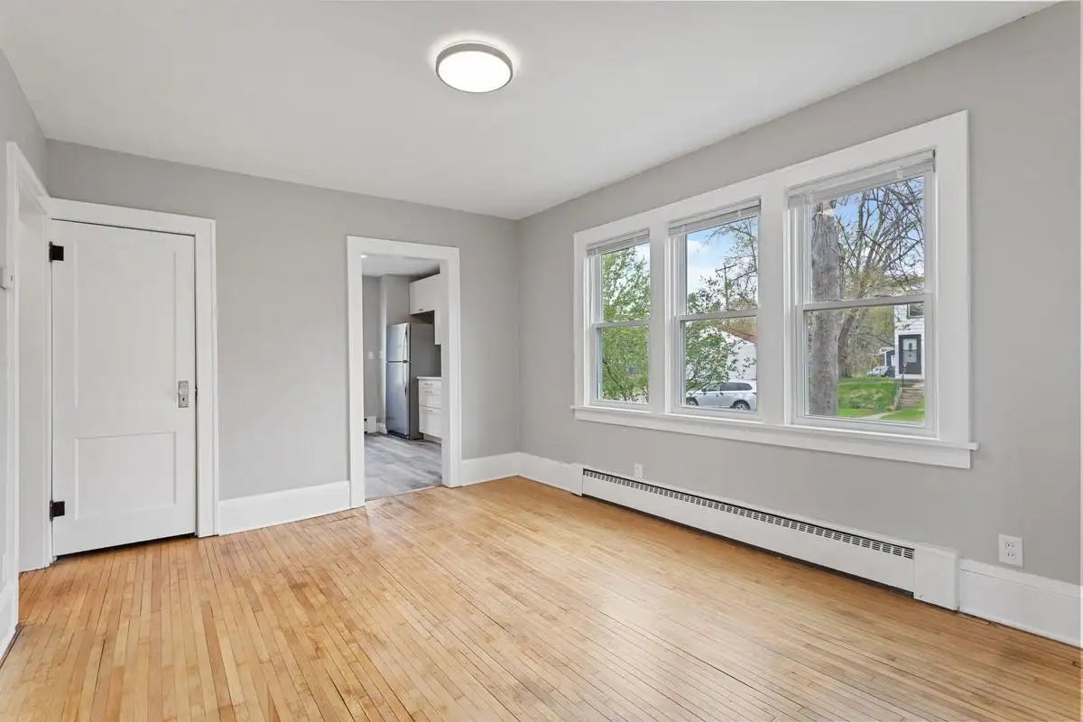 297 Clarence Street, Saint Paul, MN 55106