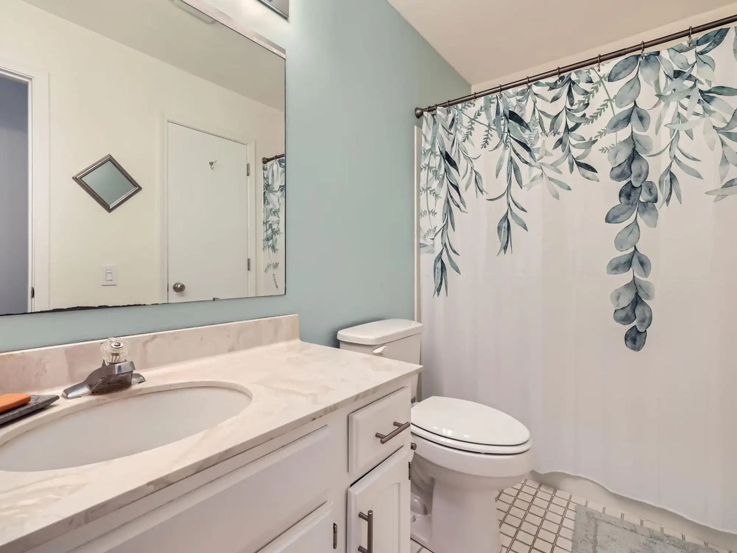 1082 Amble Drive, Shoreview, MN 55126