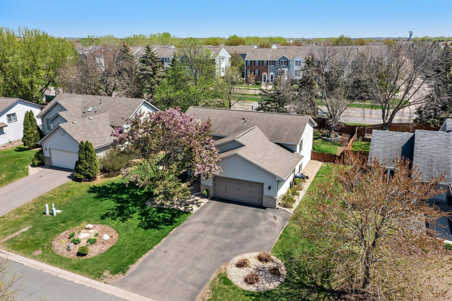 15926 Gallant Court, Apple Valley, MN 55124