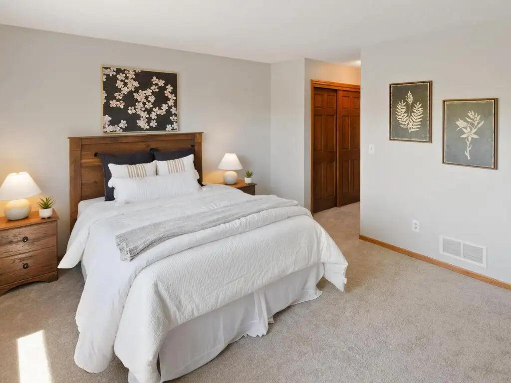 3621 Ashbury Road, Eagan, MN 55122