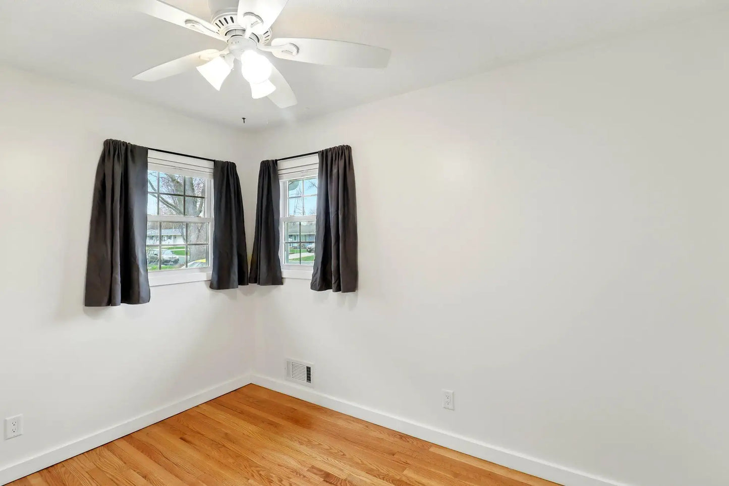621 Monroe Street, Shakopee, MN 55379