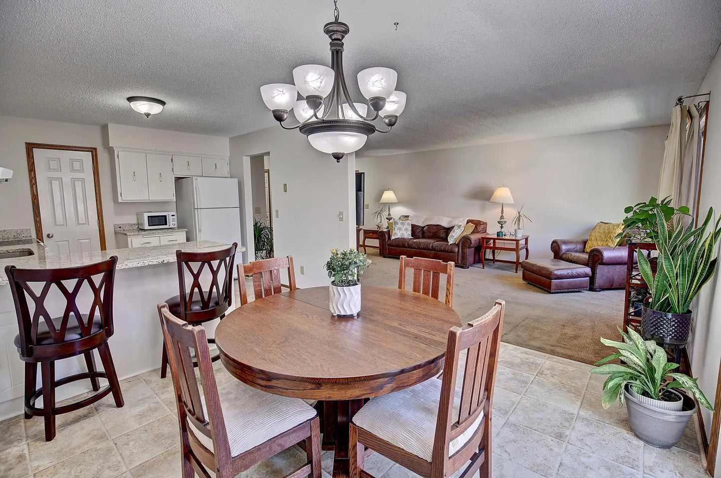 1815 County Road E , White Bear Lake, MN 55110