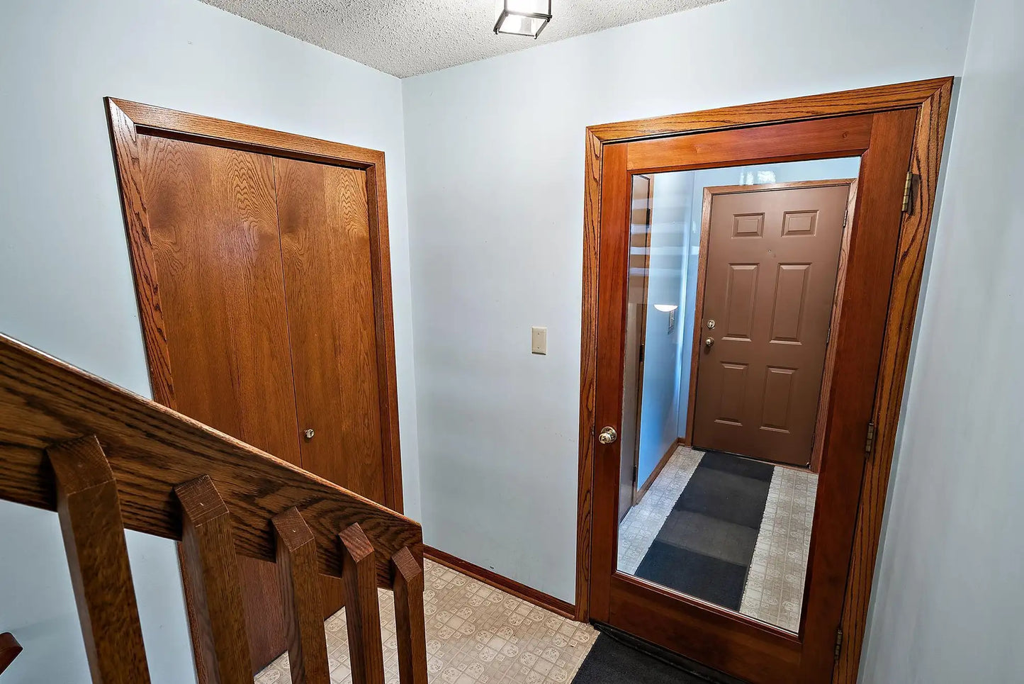 1330 Sunview Drive, Shoreview, MN 55126
