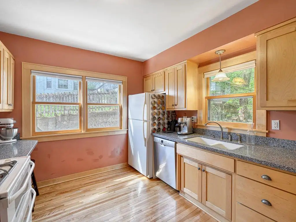 555 Bidwell Street, Saint Paul, MN 55107