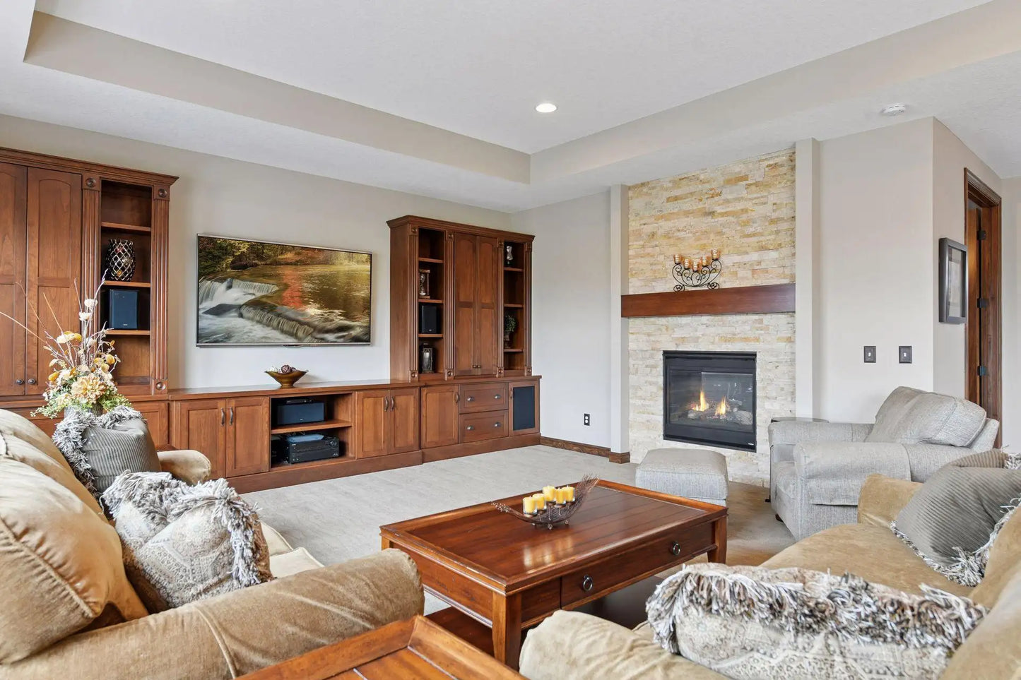 2919 Hilltop Drive, Chaska, MN 55318