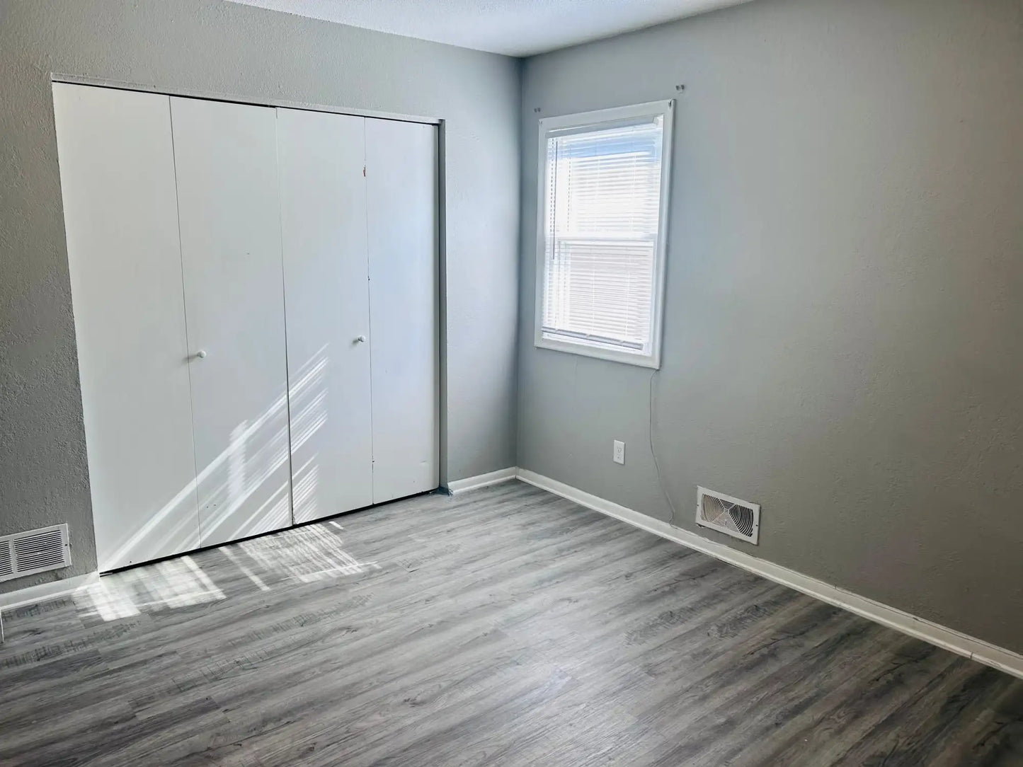 322 Baker Street, Saint Paul, MN 55107