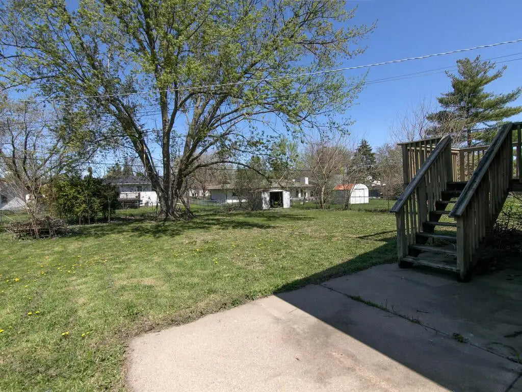 965 Whitney Drive, Apple Valley, MN 55124