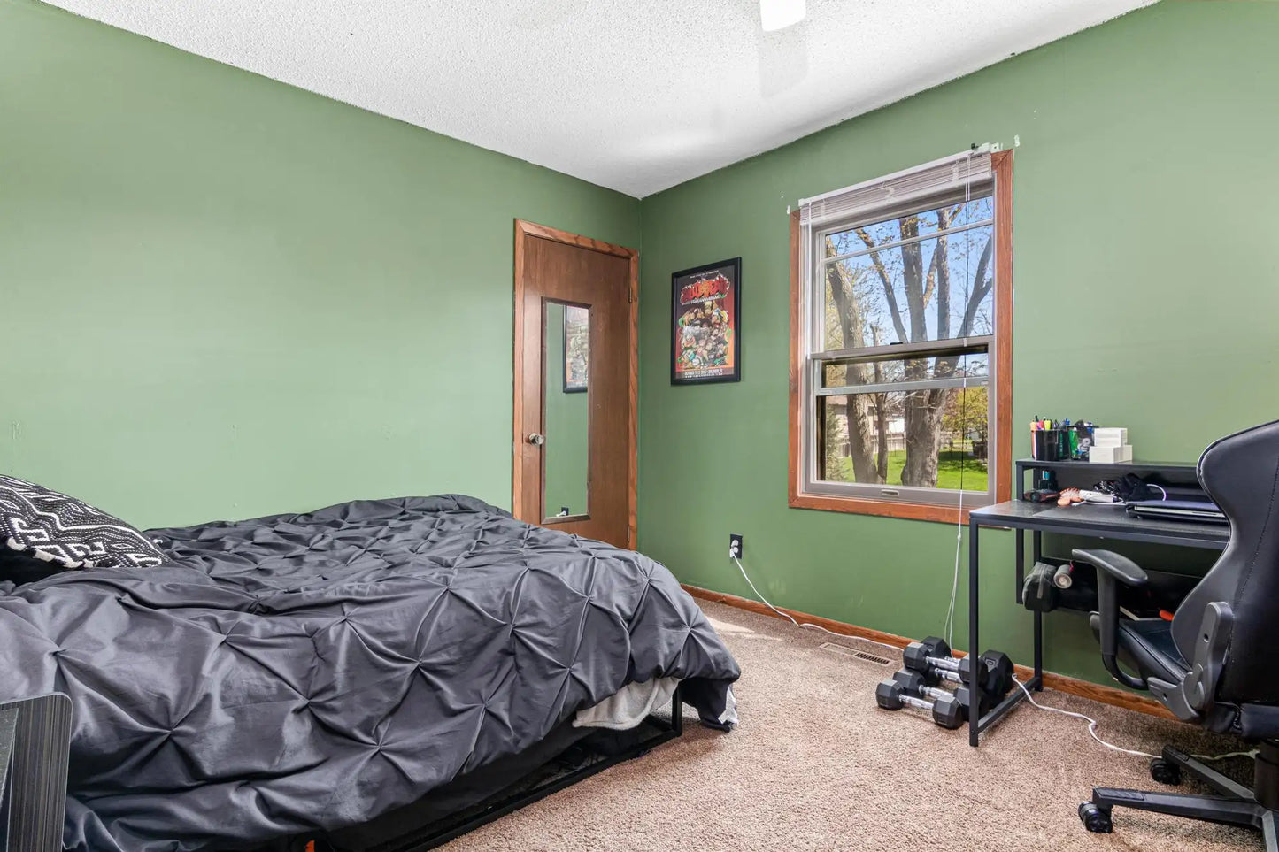 14790 Dundee Avenue, Apple Valley, MN 55124