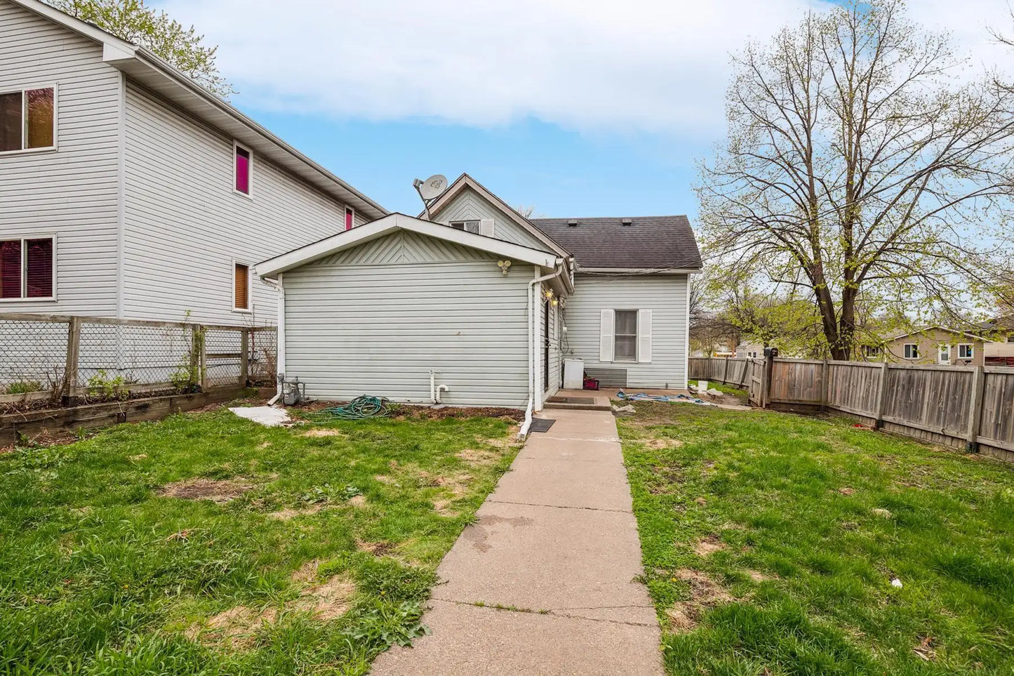 879 3rd Street, Saint Paul, MN 55106