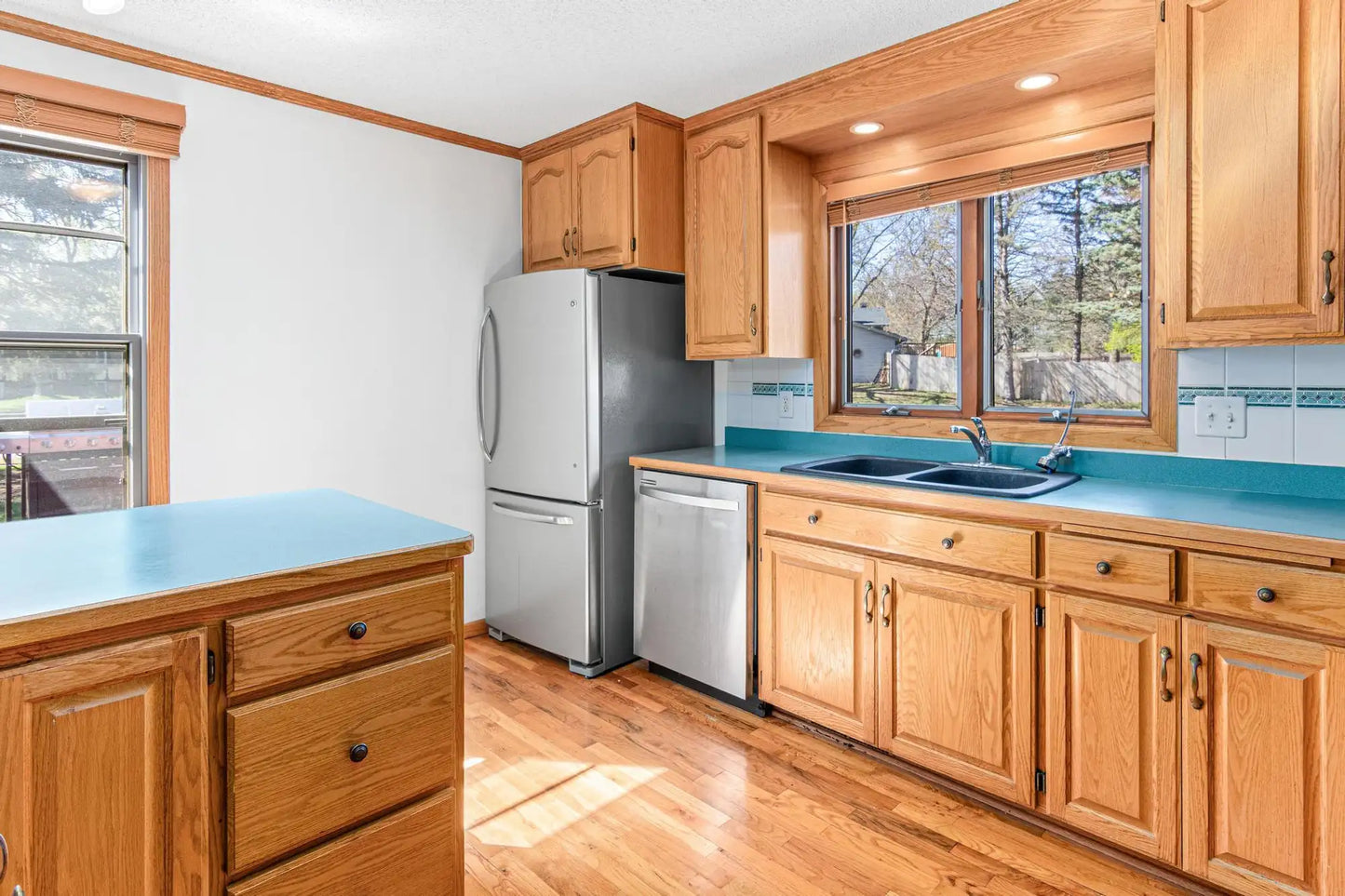 14790 Dundee Avenue, Apple Valley, MN 55124