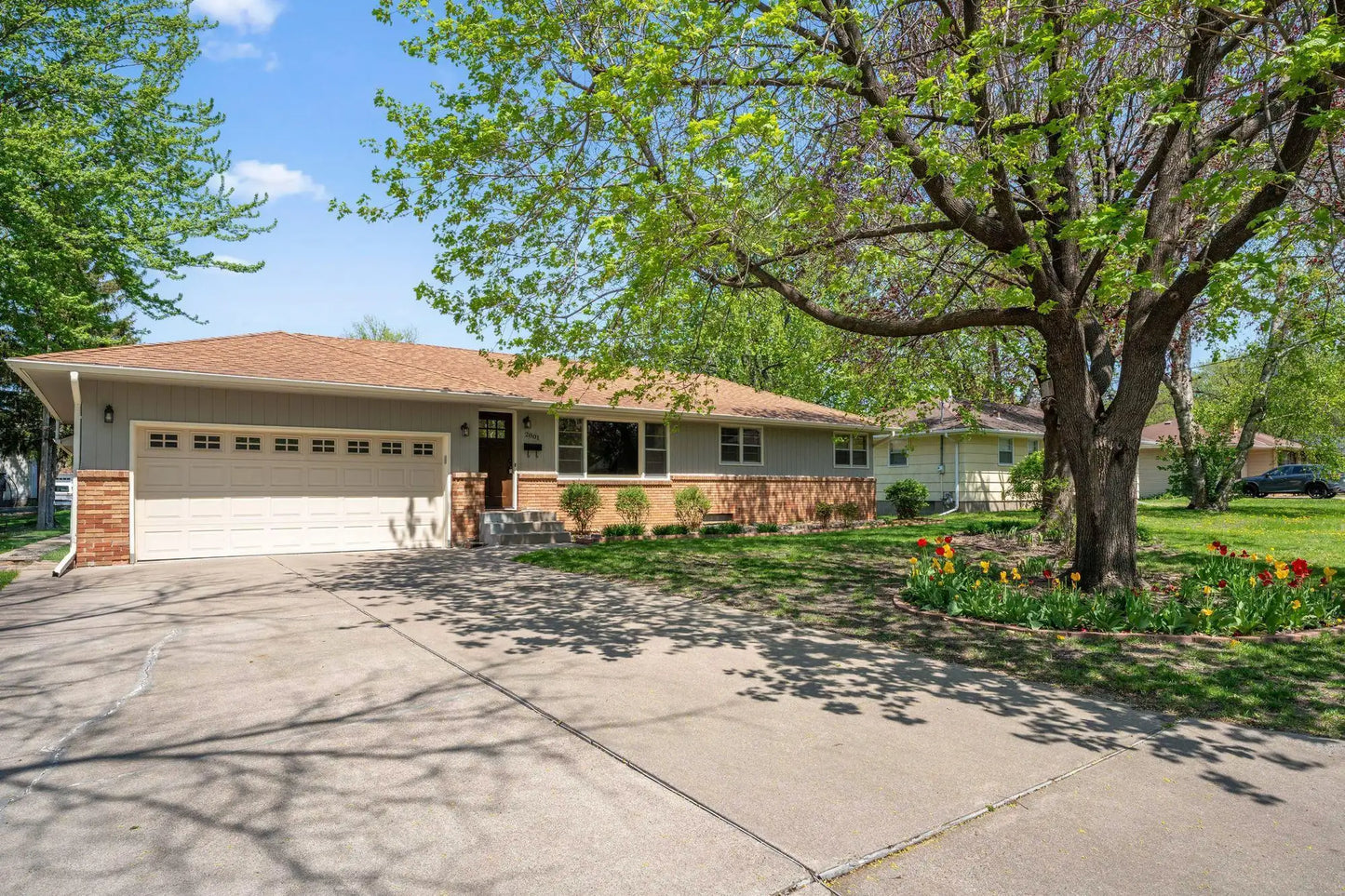 2801 32nd Avenue, Saint Anthony, MN 55418