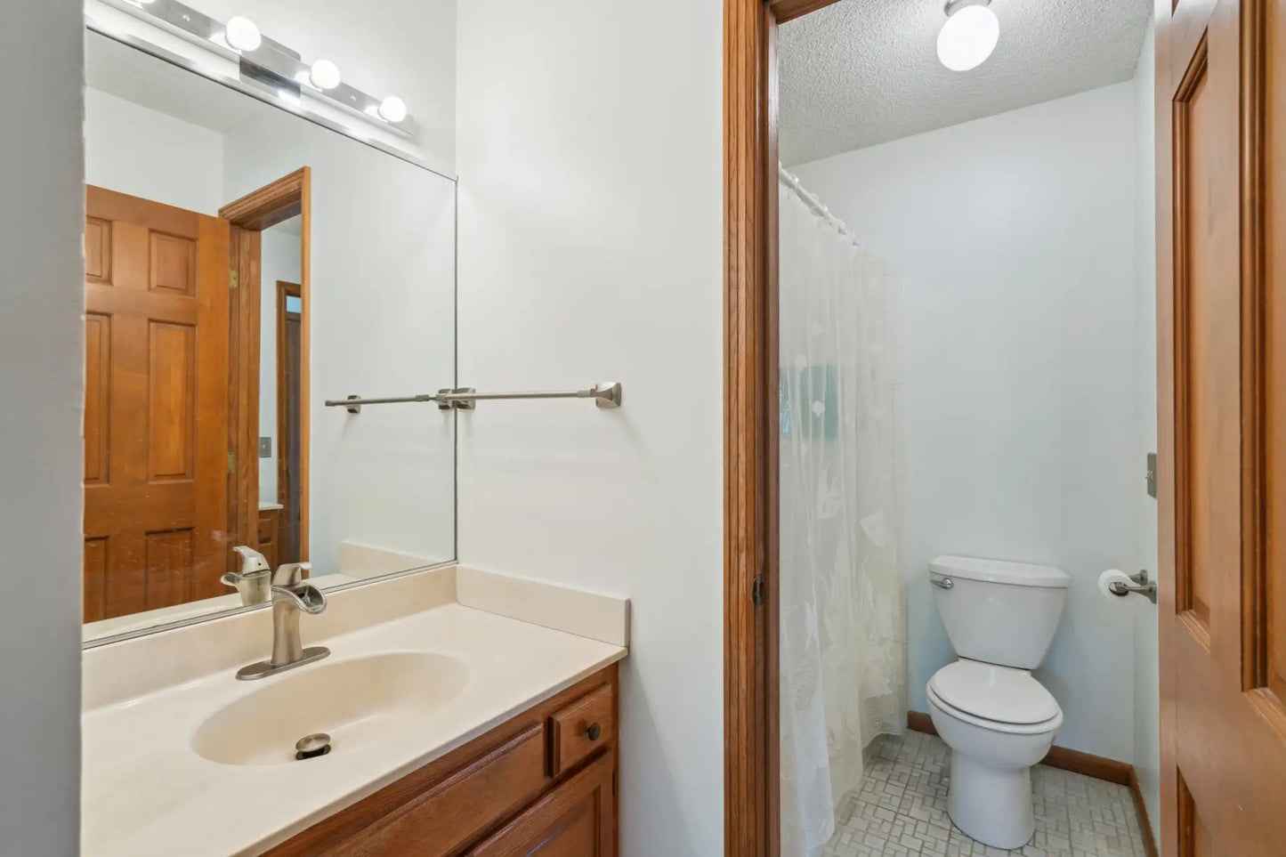 4335 Jonquil Lane, Plymouth, MN 55442