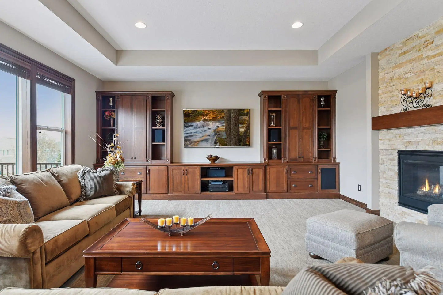 2919 Hilltop Drive, Chaska, MN 55318