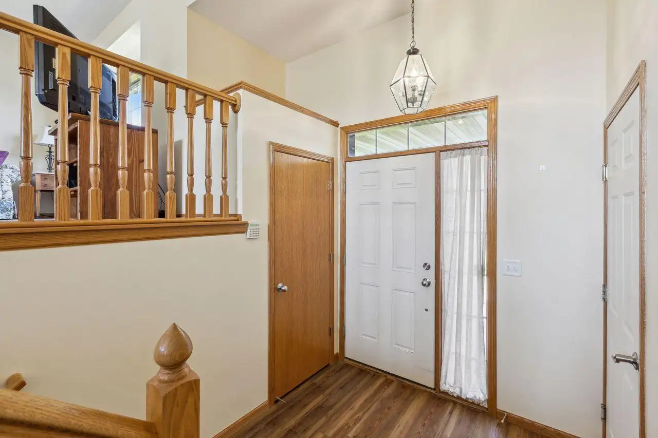 2105 Cardinal Way, Buffalo, MN 55313