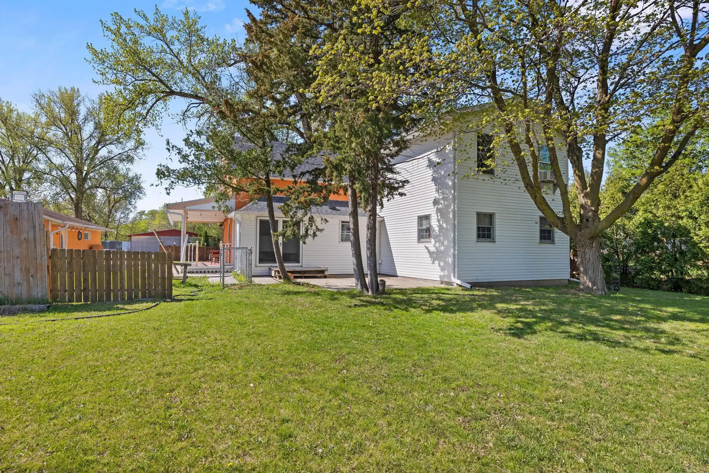 112 Bridge Avenue, Delano, MN 55328