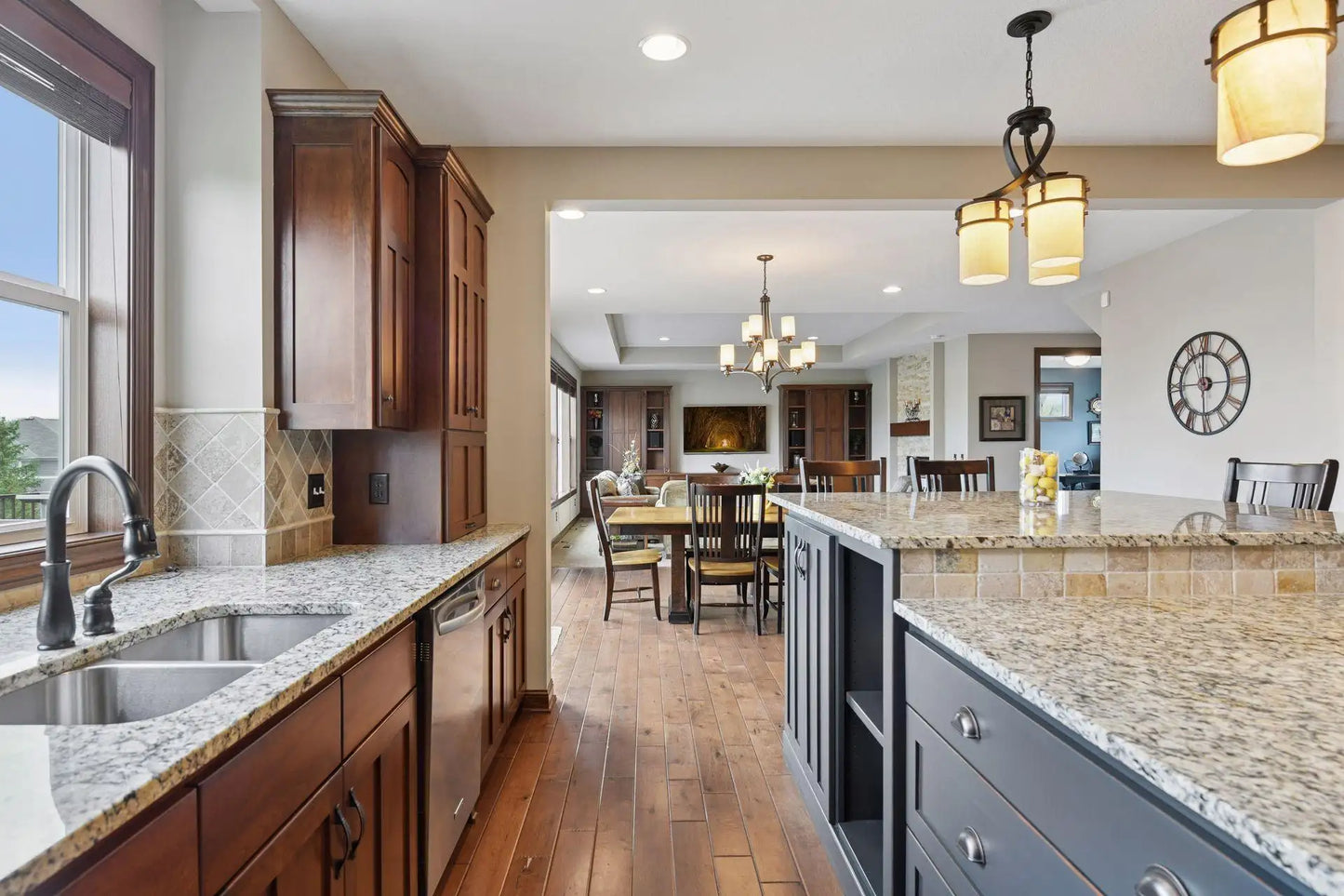 2919 Hilltop Drive, Chaska, MN 55318