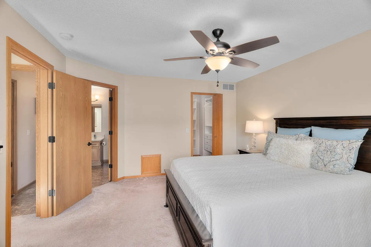 3641 Vermilion Court, Eagan, MN 55122