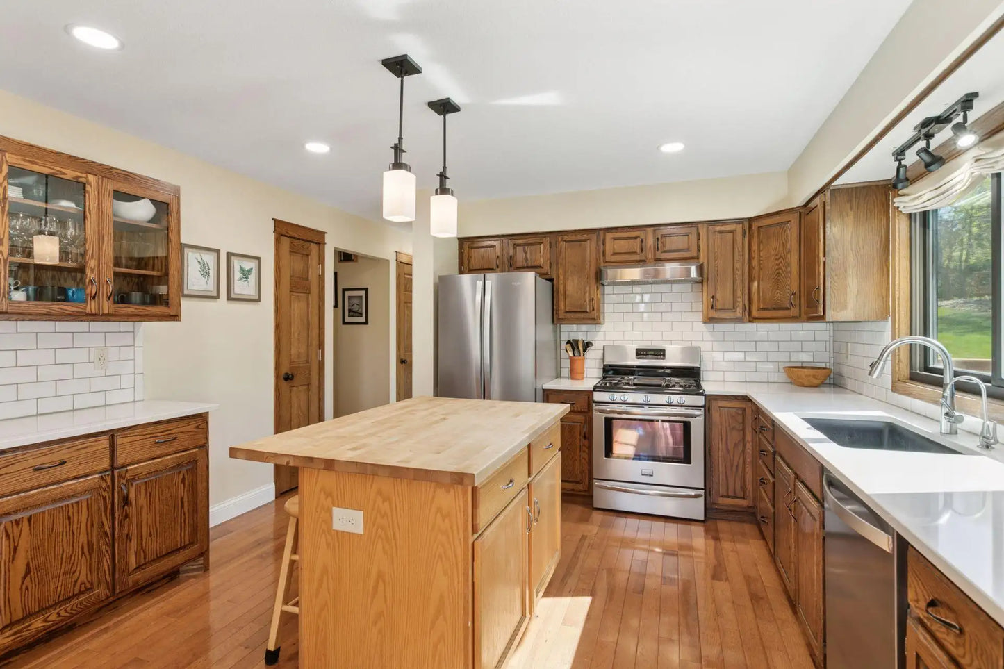 335 18th Avenue, South Saint Paul, MN 55075